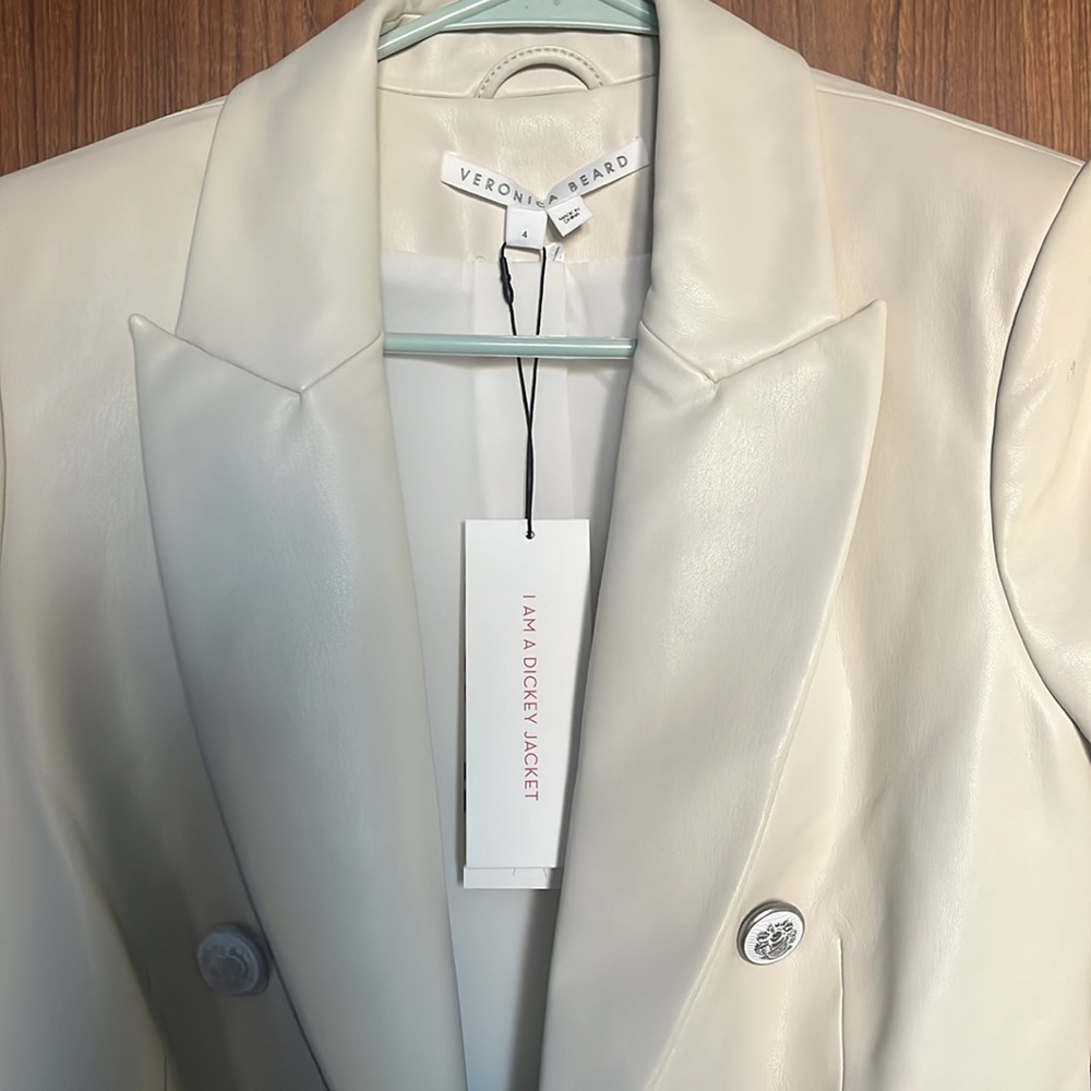 BRAND NEW - Picture 2 of 4